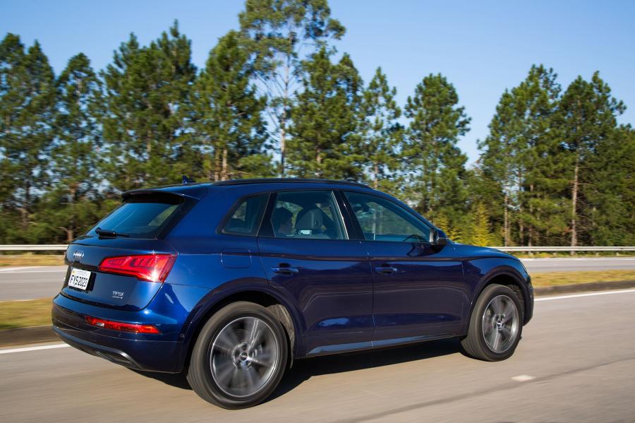  Audi Q5 TFSI Quattro 2017 года  (LA) (фото 11 из 23)